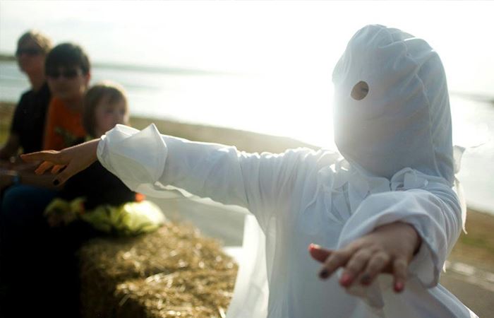 Family Fright Night 1